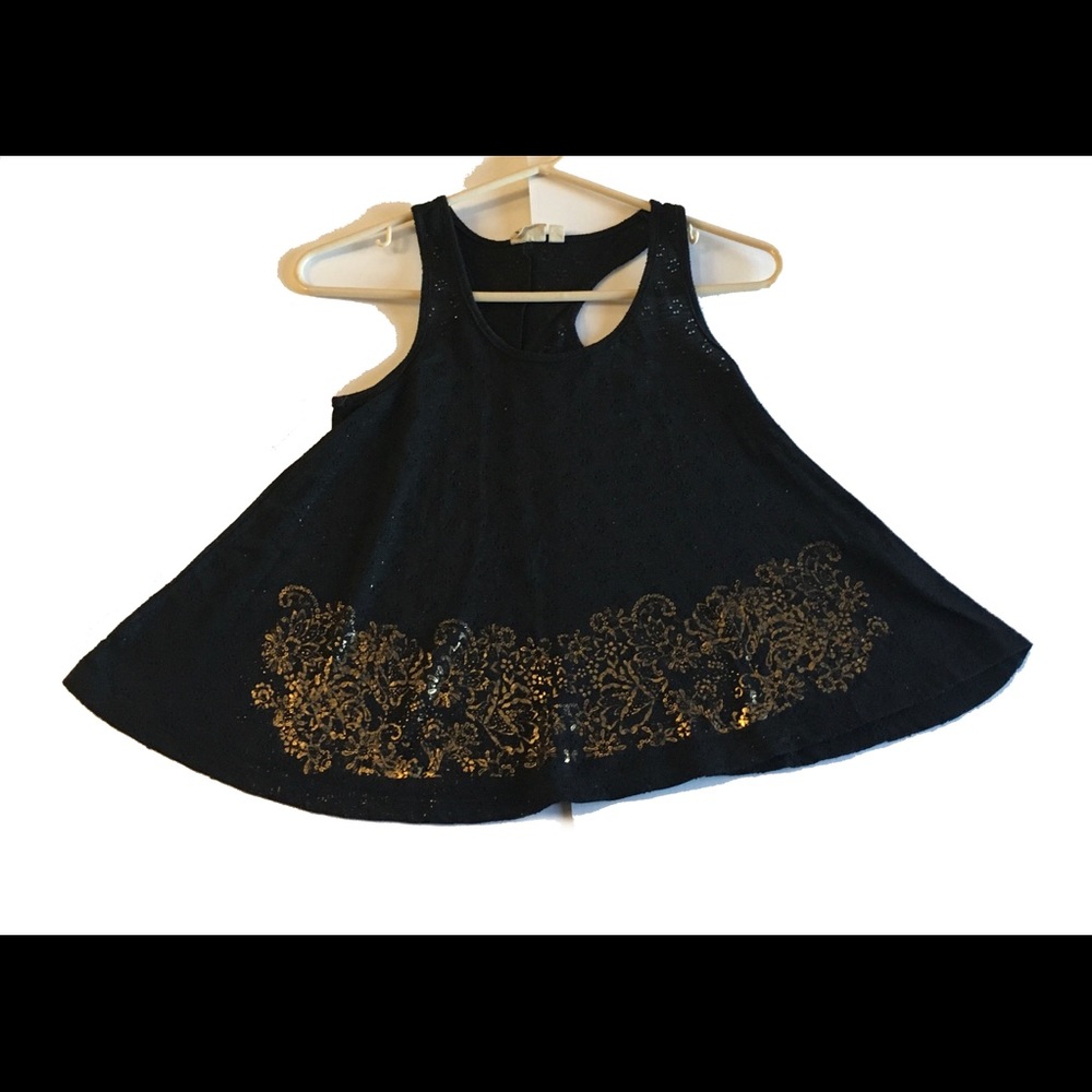 Flowy top black tank gold design xs mudd